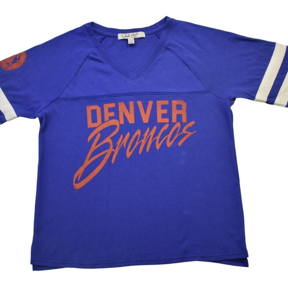 Junk Food Womens NFL Denver Broncos Loose Fit V-Neck Shirt New - Picture 2 of 4